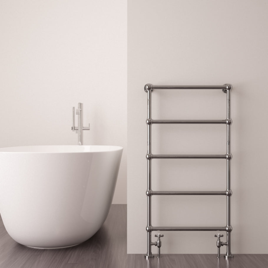 Scaldasalviette Carisa Victoria in Acciaio Design Moderno Cromato