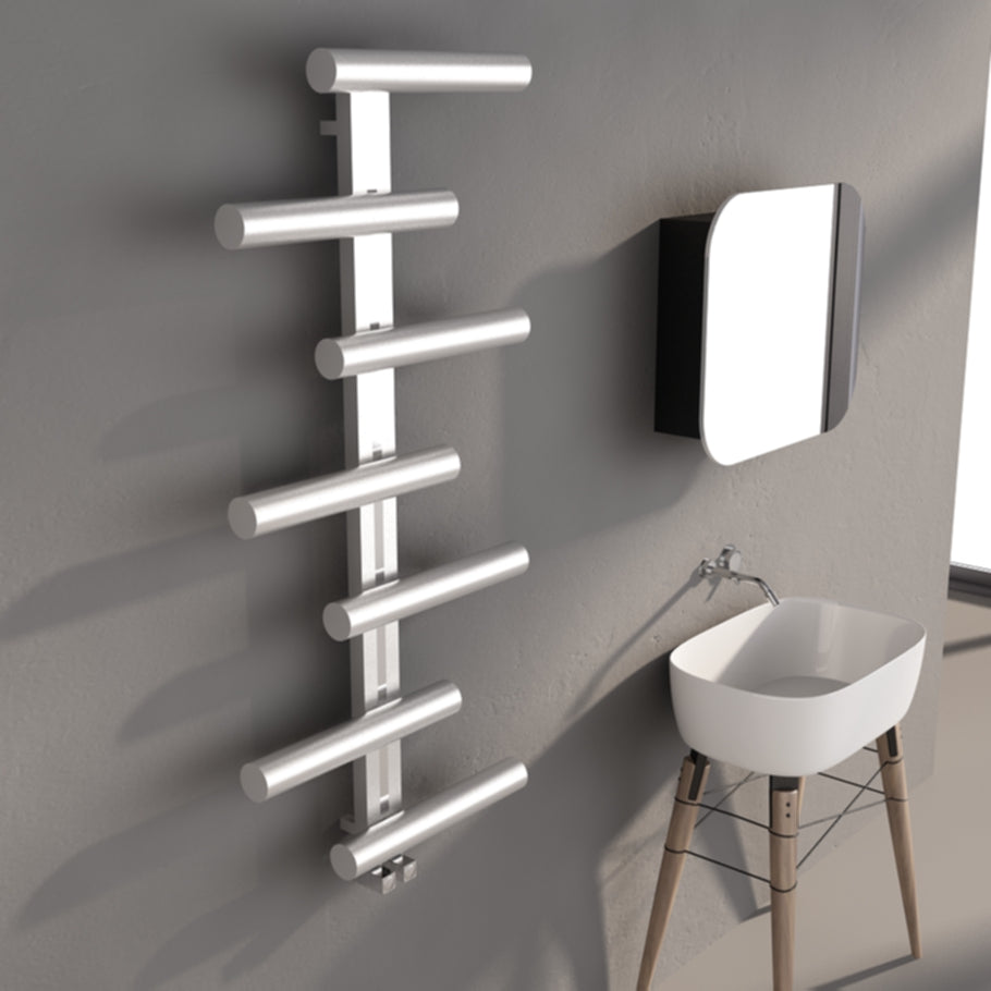 Scaldasalviette Carisa Vivi in Acciaio Inox dal Design Moderno Satinato Lucido