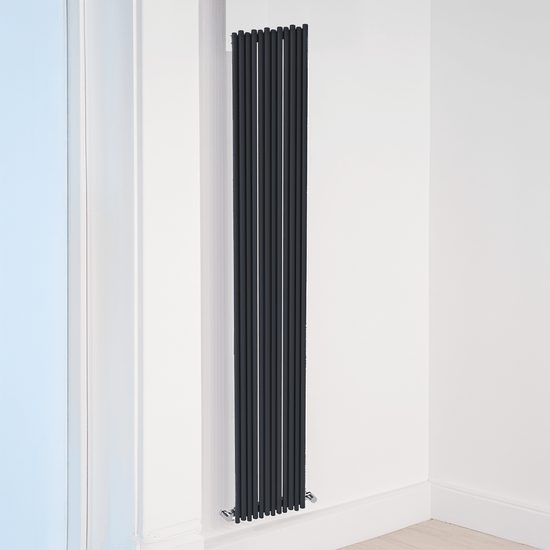 Carisa Pipetta Termoarredo Verticale in Alluminio Design Moderno Antracite 