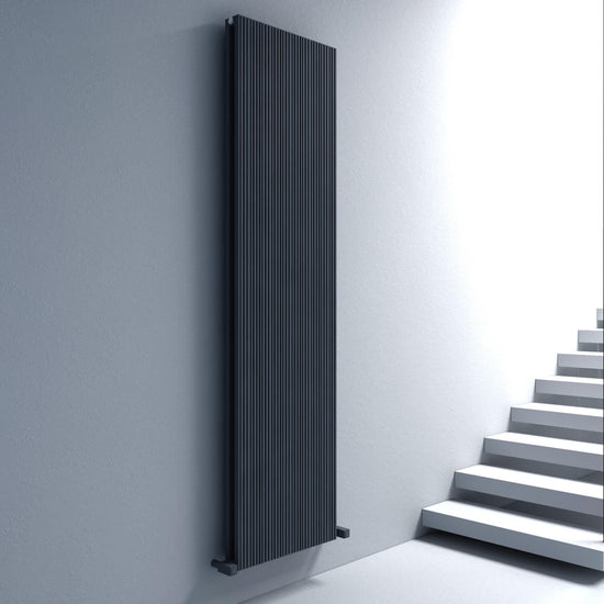 Radiatore verticale in alluminio Carisa Monza Design Moderno Antracite 