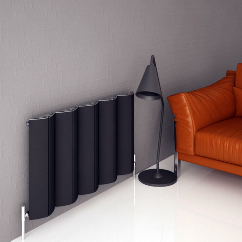 Carisa Nixie Termoarredo Orizzontale in Alluminio Design Moderno Nero 