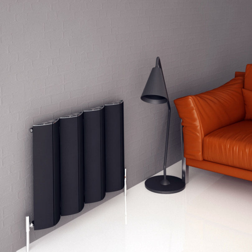 Carisa Nixie Termoarredo Orizzontale in Alluminio Design Moderno Nero 