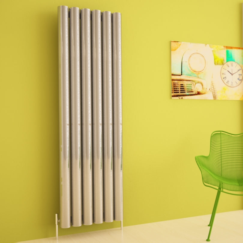 Carisa Otto Termoarredo Verticale in Alluminio Design Moderno Anodizzato Lucido