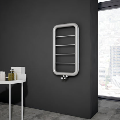 Scaldasalviette Carisa Paros in Acciaio Inox dal Design Moderno Satinato Lucido 