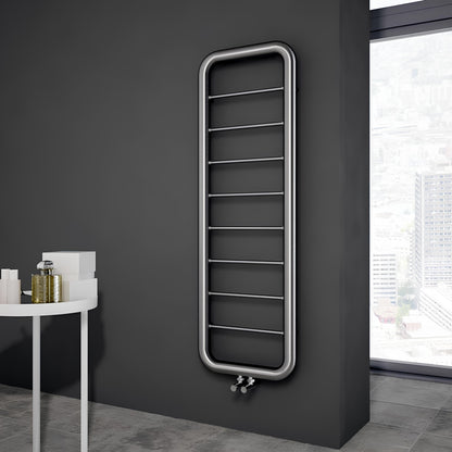 Scaldasalviette Carisa Paros in Acciaio Inox dal Design Moderno Satinato Lucido 