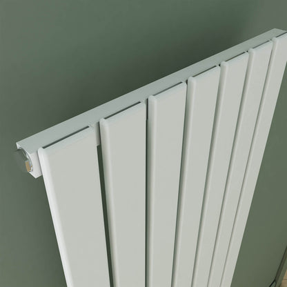 Radiatore verticale in alluminio Carisa Plata Design Moderno Bianco 