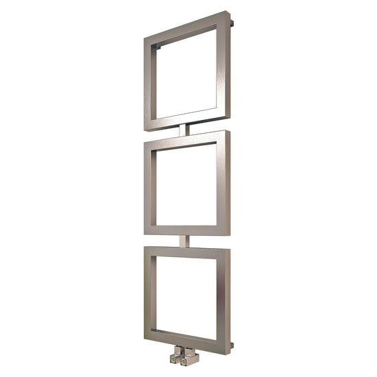 Scaldasalviette Carisa Ruma in Acciaio Inox dal Design Moderno Satinato Lucido 